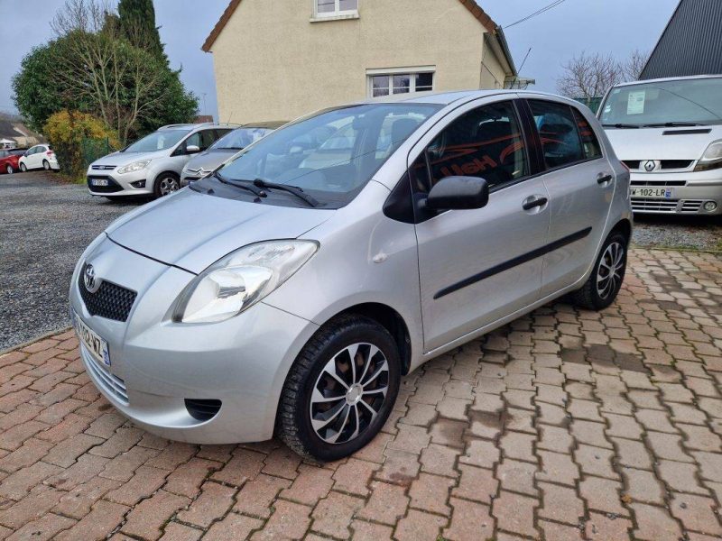 TOYOTA YARIS 1.0L i  VVT-I 68cv BASE / Révisée&Garantie 