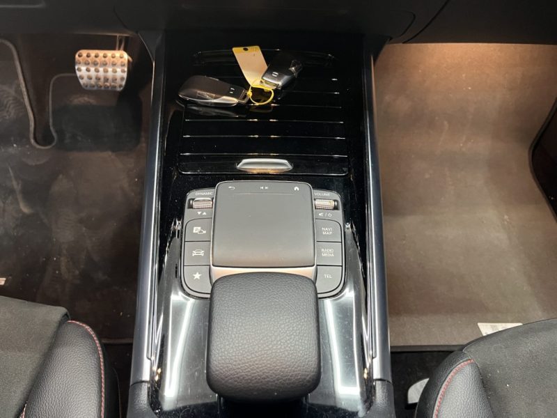 Mercedes-Benz GLA 200d 150ch AMG Line 8G-DCT | Entretien OK | Caméra | Coffre électrique