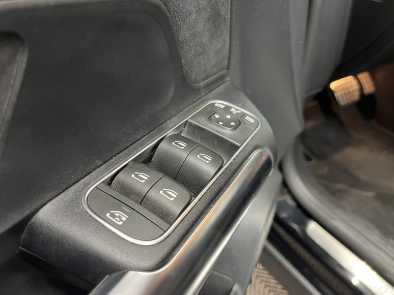 Mercedes-Benz GLA 200d 150ch AMG Line 8G-DCT | Entretien OK | Caméra | Coffre électrique