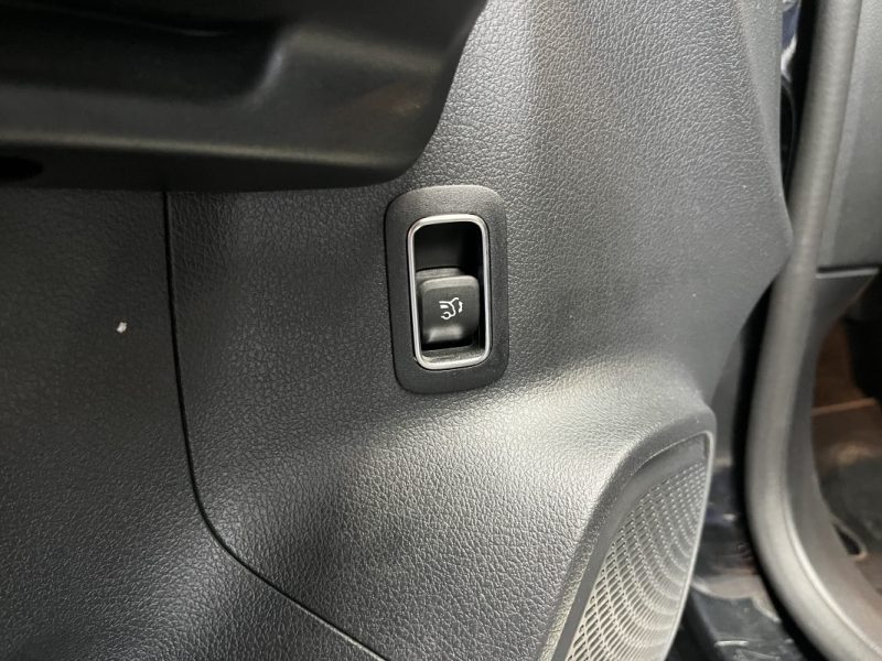 Mercedes-Benz GLA 200d 150ch AMG Line 8G-DCT | Entretien OK | Caméra | Coffre électrique