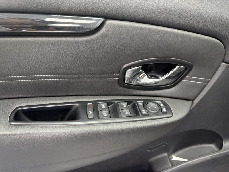 RENAULT SCÉNIC III 1.5 DCI 110cv BOSE EDITION GARANTIE 12 MOIS