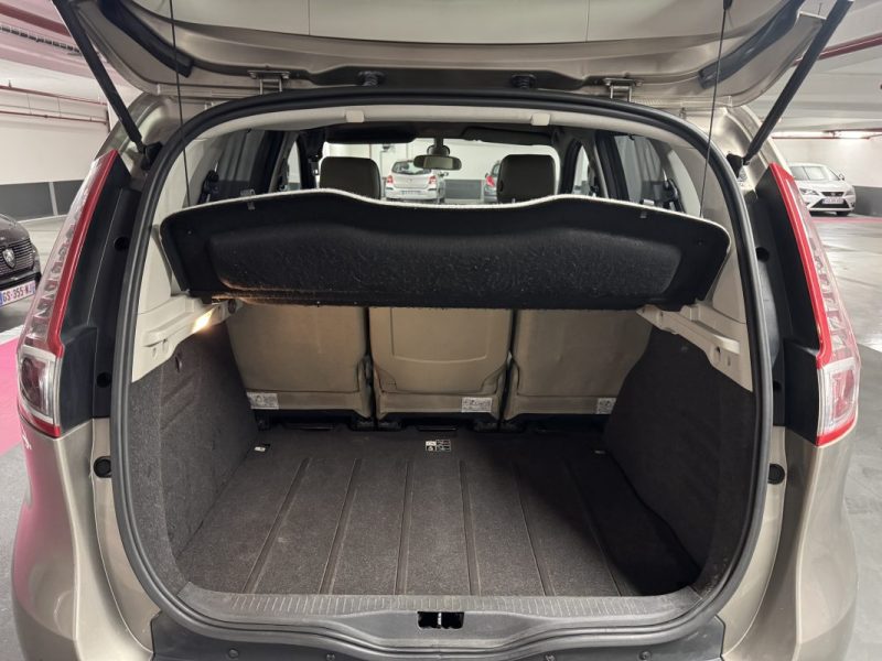 RENAULT SCENICIII 1.5 DCI 105 DYNAMIQUE 2010