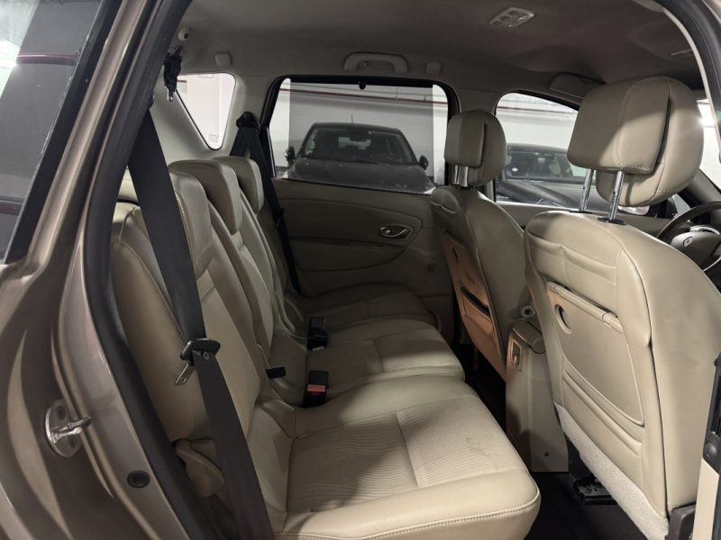 RENAULT SCENICIII 1.5 DCI 105 DYNAMIQUE 2010