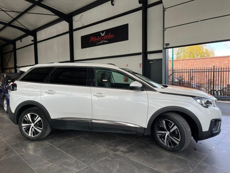 Peugeot 5008 1.5 BlueHDi 131ch 🚙 Toit pano 🌅 Reprise 🔄 Garantie 🛡️