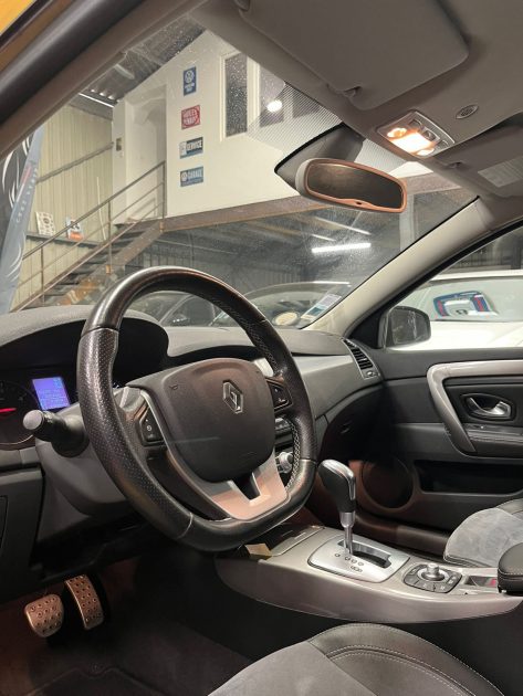 MAGNIFIQUE RENAULT LAGUNA ESTATE 4CONTROL 2.0 dci 173CH (RADAR DE RECUL, GPS, ÉCRAN MULTIMÉDIA) ⭐️⭐️⭐️⭐️