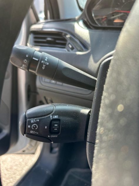 PEUGEOT 208 1.4 HDI FAP ALLURE 5P 2013 GARANTIE