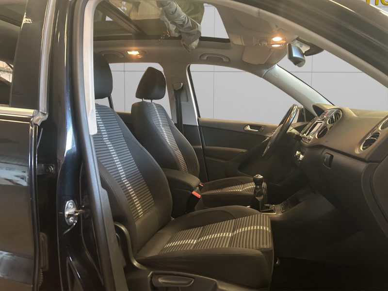 VOLKSWAGEN TIGUAN 2.0 TDI 140 4X2 BLUEMOTION 2010