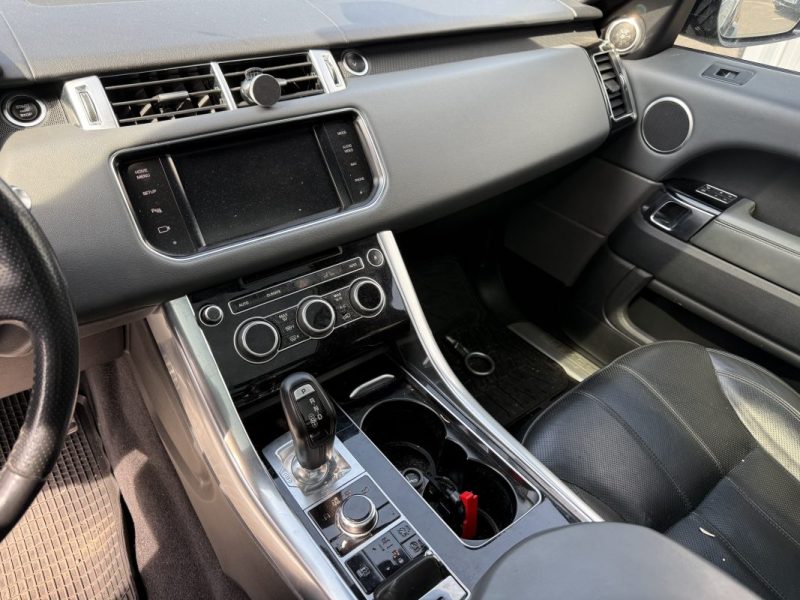 Range Rover Sport II 3.0 SDV6 24V DPF 292 cv ( Export, Marchand Automobiles, ou mécaniciens )  