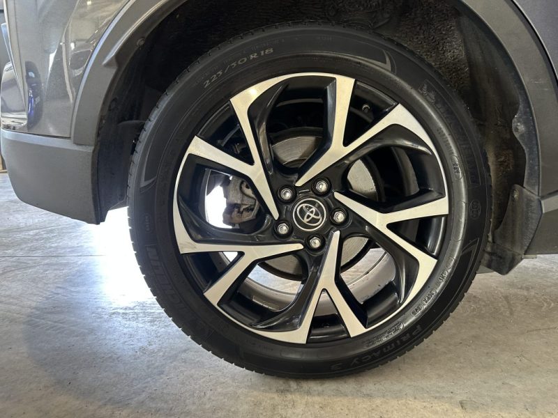 TOYOTA C-HR DESIGN 1.8 122 BVA ENTRETIEN 100% TOYOTA 2018