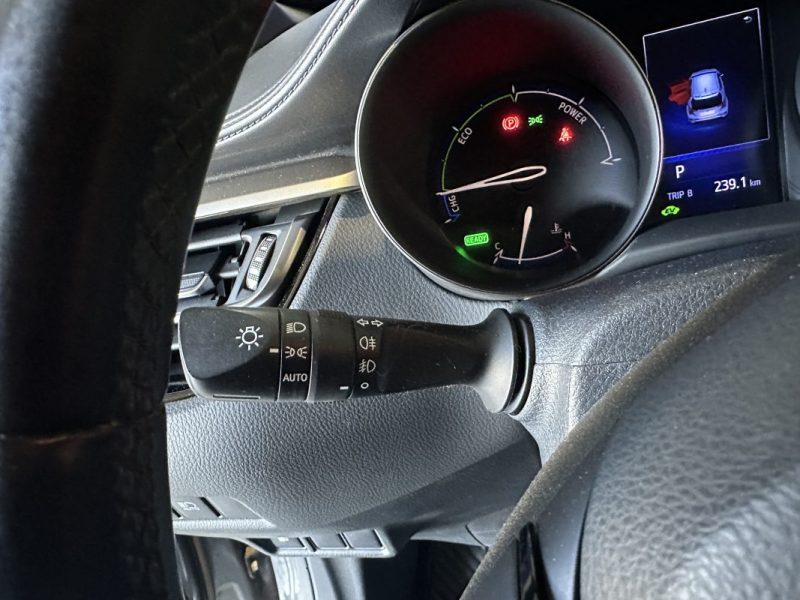 TOYOTA C-HR DESIGN 1.8 122 BVA ENTRETIEN 100% TOYOTA 2018