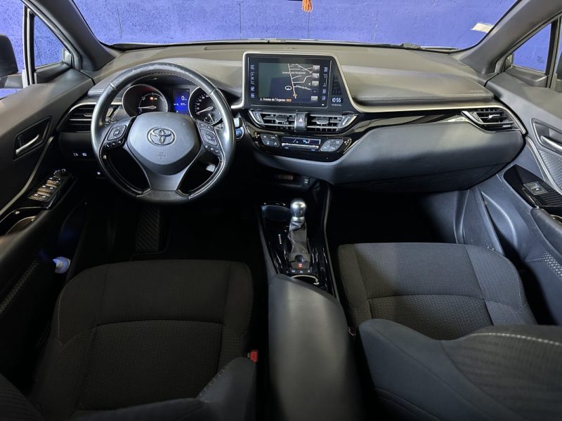 TOYOTA C-HR DESIGN 1.8 122 BVA ENTRETIEN 100% TOYOTA 2018