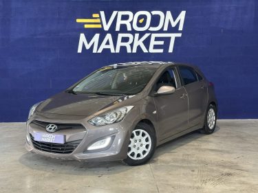 HYUNDAI  I 30 1.4 CRDI 90 CH BVM  BUSINESS 2013