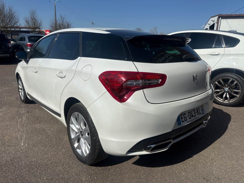 DS DS5 BLUEHDI 120CH BE CHIC S&S 