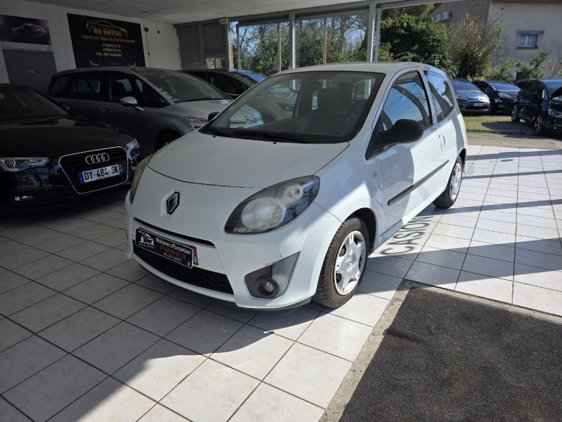 RENAULT TWINGO II 1.2 75 AUTHENTIQUE ANNEE 2010 199000KM