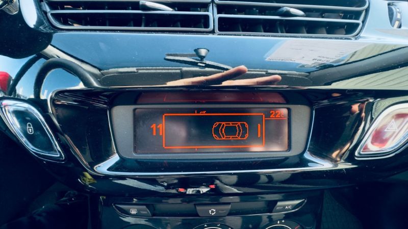 CITROEN C3 1,4 HDI 1ER MAIN GARANTIE 6MOIS PARE-BRISE PANORAMIQUE