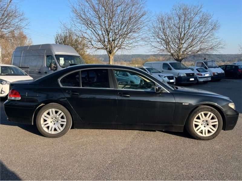 B.M.W. SERIE 7 IA 2004