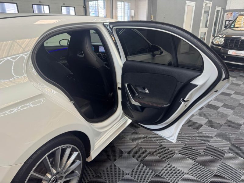 MERCEDES CLASSE A 180 D 116ch AMG LINE 7G-DCT GARANTIE 12 MOIS 