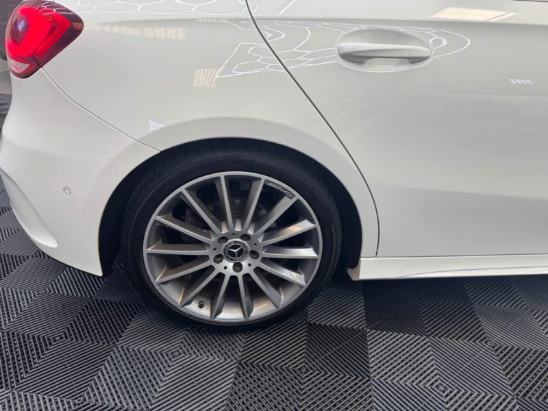 MERCEDES CLASSE A 180 D 116ch AMG LINE 7G-DCT GARANTIE 12 MOIS 