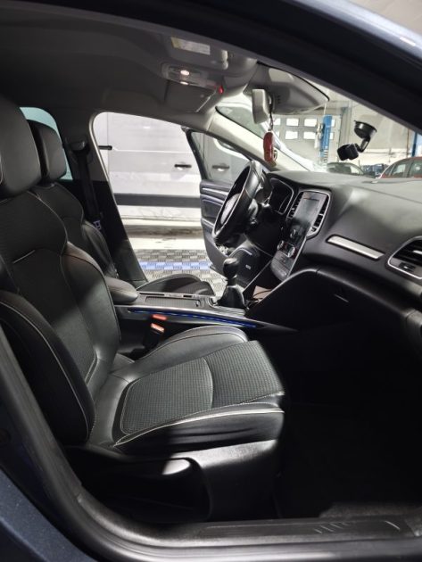 RENAULT MEGANE IV 1.5 DCI 110CH FINITION BOSE  ATTELAGE  106600 KMS