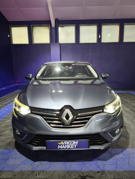 RENAULT MEGANE IV 1.5 DCI 110CH FINITION BOSE  ATTELAGE  106600 KMS
