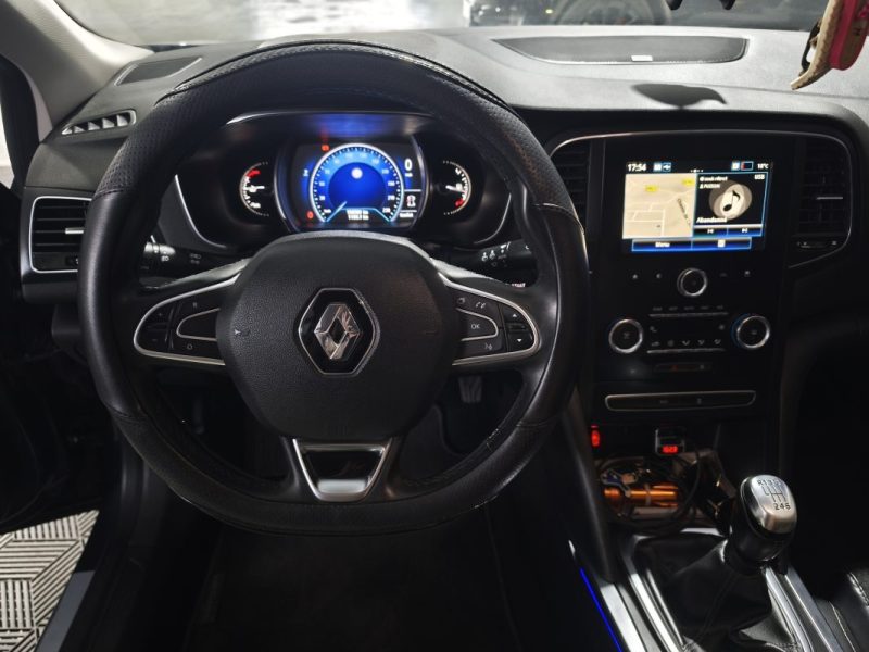 RENAULT MEGANE IV 1.5 DCI 110CH FINITION BOSE  ATTELAGE  106600 KMS