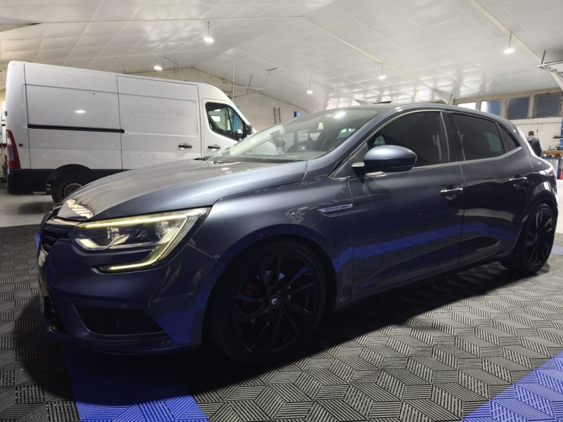 RENAULT MEGANE IV 1.5 DCI 110CH FINITION BOSE  ATTELAGE  106600 KMS