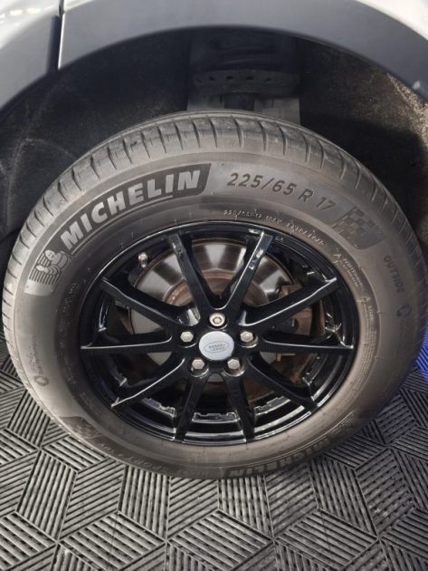 LAND ROVER EVOQUE 2.0 ED4 150 CV FINITION PURE 4X2 FAIBLE KILOMETRAGE 