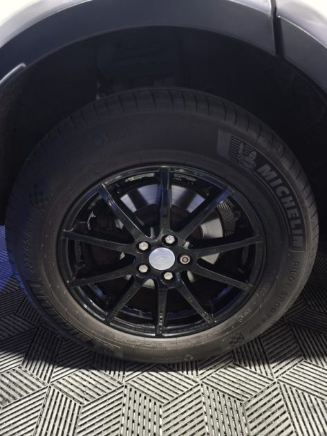 LAND ROVER EVOQUE 2.0 ED4 150 CV FINITION PURE 4X2 FAIBLE KILOMETRAGE 