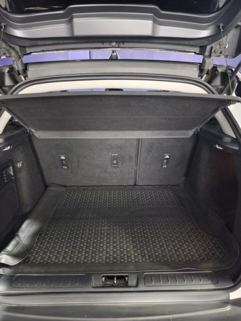 LAND ROVER EVOQUE 2.0 ED4 150 CV FINITION PURE 4X2 FAIBLE KILOMETRAGE 