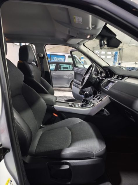 LAND ROVER EVOQUE 2.0 ED4 150 CV FINITION PURE 4X2 FAIBLE KILOMETRAGE 