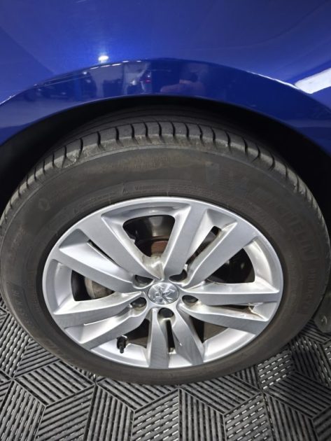 PEUGEOT 308 II 1.5 BLUEHDI 130 CV FINITION ACTIVE BUSINESS EAT6 