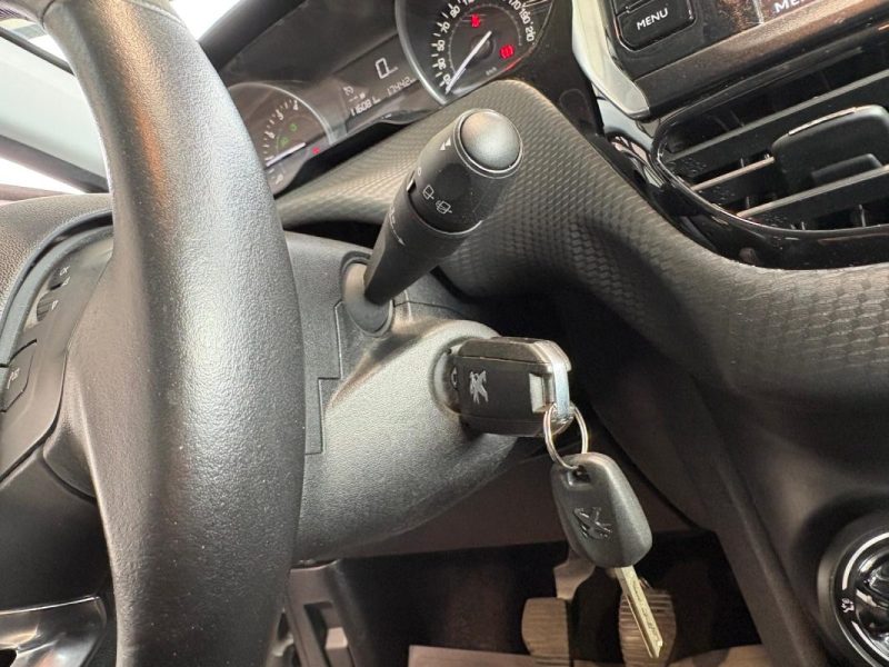 🔹 Peugeot 2008 1.2 VTI 82 CH📱 Apple CarPlay❄️ Climatisation🛡️ Garantie 6 mois