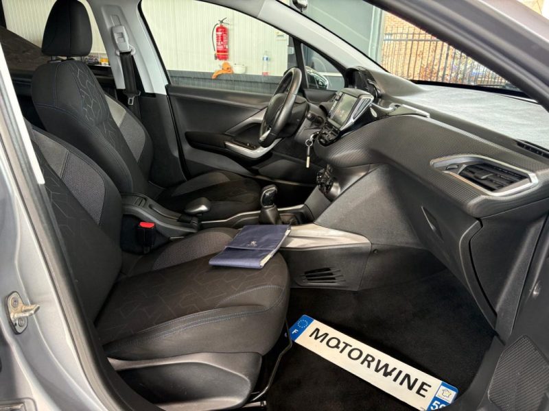 🔹 Peugeot 2008 1.2 VTI 82 CH📱 Apple CarPlay❄️ Climatisation🛡️ Garantie 6 mois