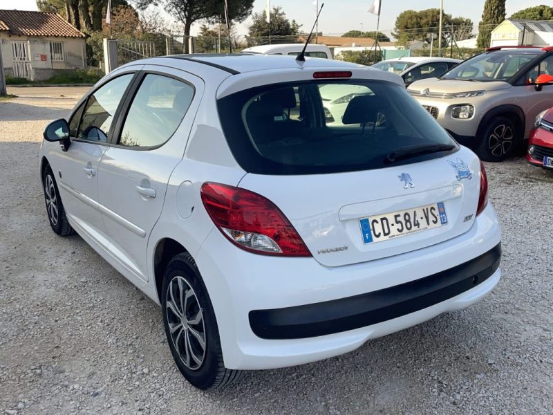 PEUGEOT 207 1.4 95CV ÉTHANOL