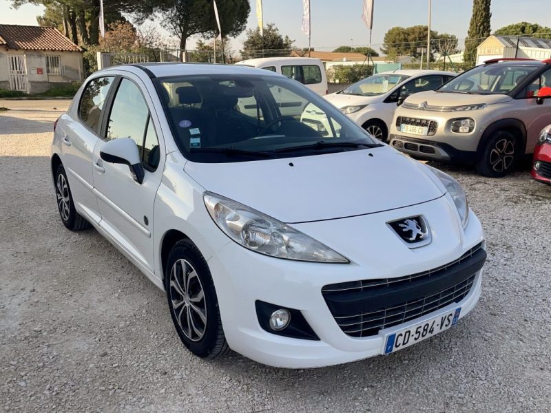 PEUGEOT 207 1.4 95CV ÉTHANOL