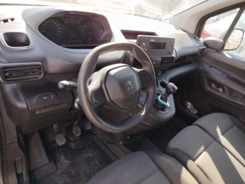 PEUGEOT PARTNER 3 STANDARD 650KG BLUEHDI 130CH S&S PREMIUM 2019