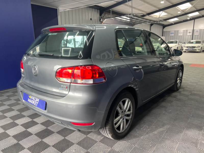 Volkswagen Golf VI 1.6 TDI 105CH Confortline Bluemotion DSG6 | Boite automatique | Radars  avant et 