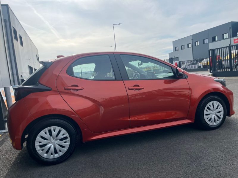 TOYOTA YARIS 116H DYNAMIC BUSINESS STAGE ACADEMY MY21 2022