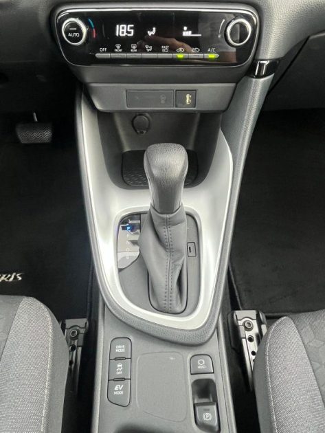 TOYOTA YARIS 116H FRANCE BUSINESS STAGE ACADEMY BVA 2021