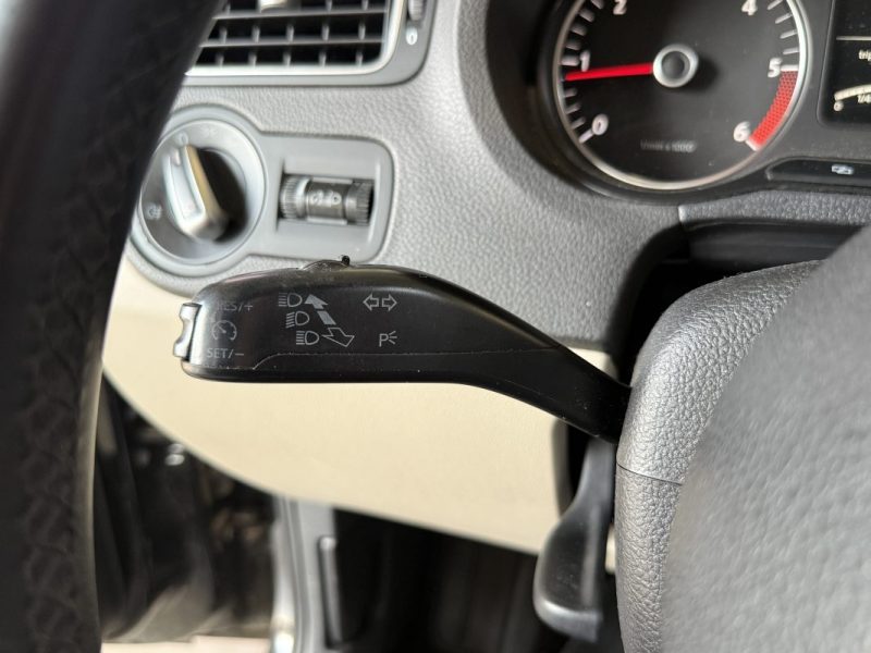 VOLKSWAGEN POLO 1.6 TDI 90ch TREND LINE - CAR PLAY - 104.000KM - 2012