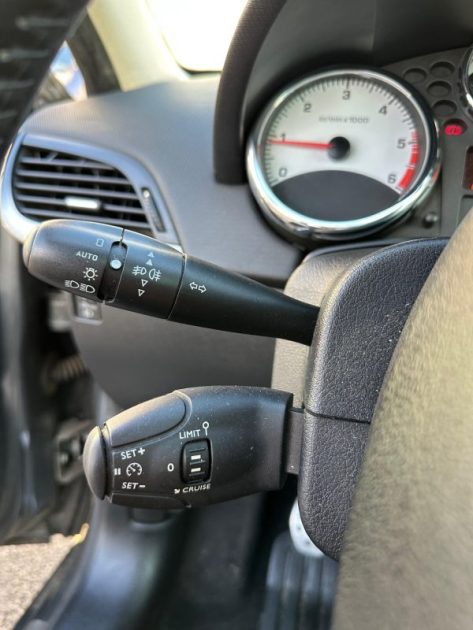 PEUGEOT 207 1.6 HDi 110 Cv Feline Garantie