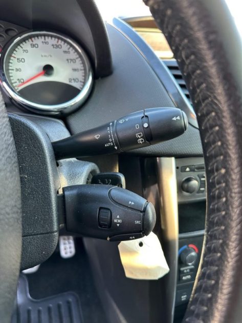PEUGEOT 207 1.6 HDi 110 Cv Feline Garantie