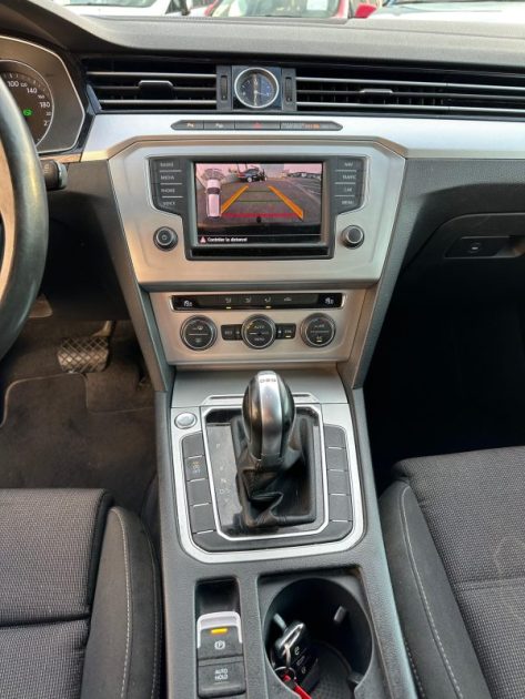 VOLKSWAGEN PASSAT 1.6 TDI 120CH BLUEMOTION TECHNOLOGY CONFORTLINE DSG7 Garantie