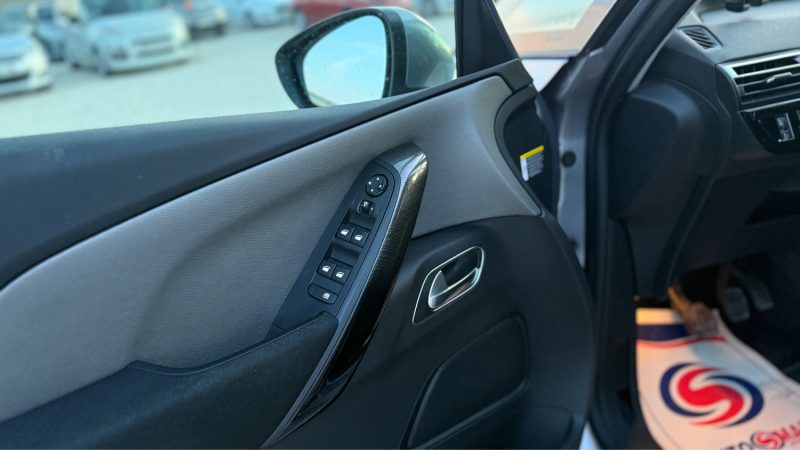 CITROEN C4 1.2 E THP  130CH LIVE S&S 2017
