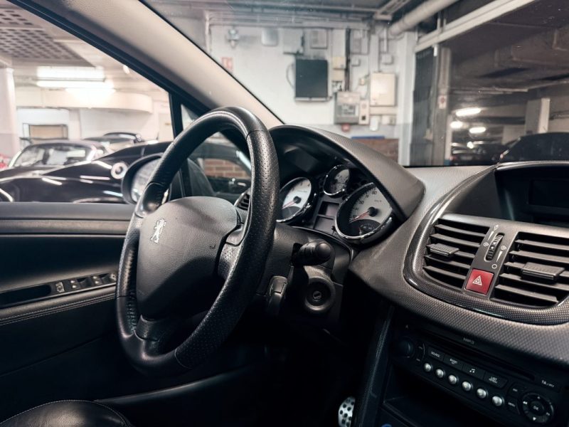 PEUGEOT 207 1.6 150ch FELINE