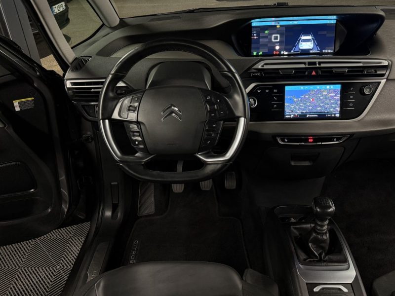 CITROEN C4 SPACETOURER GRAND 1.2 130 Cv SHINE 7 PLACES / APPLE & ANDROID CRIT AIR 1 - GARANTIE 1 AN