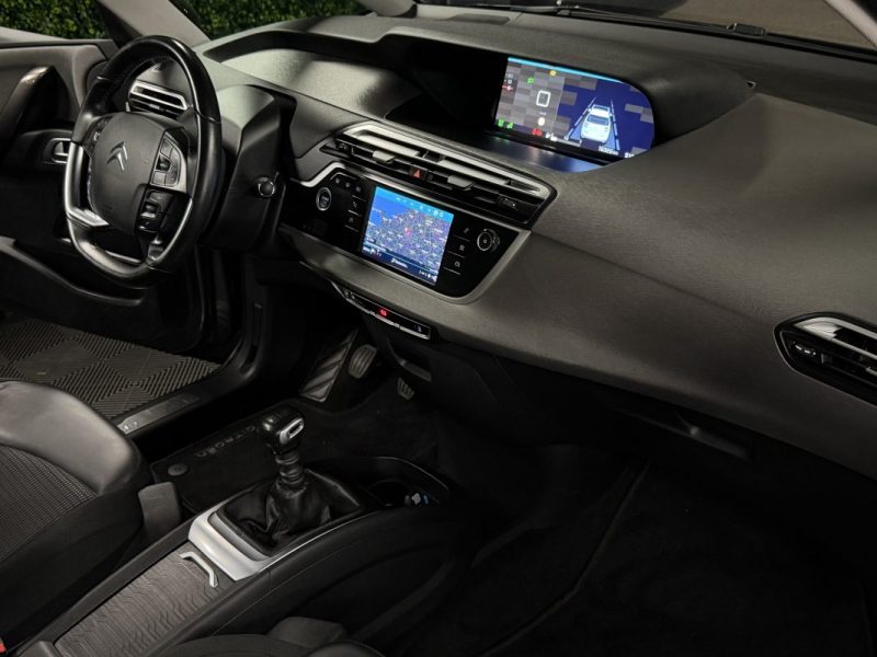 CITROEN C4 SPACETOURER GRAND 1.2 130 Cv SHINE 7 PLACES / APPLE & ANDROID CRIT AIR 1 - GARANTIE 1 AN