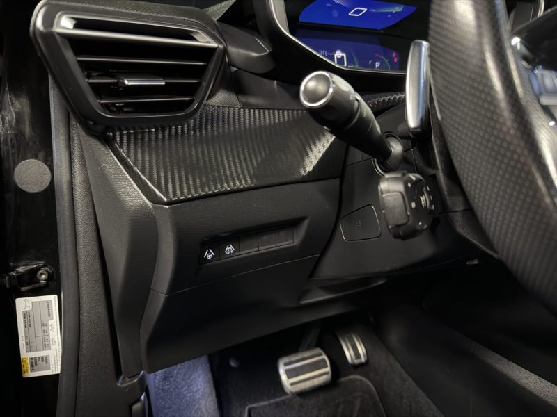 PEUGEOT 2008 GT PACK 1.2 155 TOIT OUVRANT BOITE AUTO APPLE & ANDROID VIRTUAL COCKPIT - Garantie 1 an