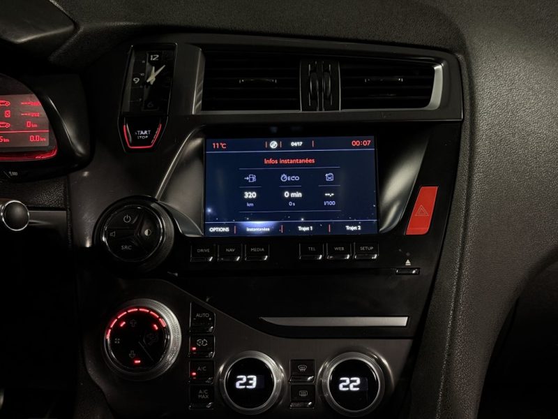 DS DS5 PHASE 2 SPORT CHIC 2.0 HDI 150 Cv INTERIEUR CUIR / TOIT PANO GPS BVM6 - BIEN LIRE L ANNONCE