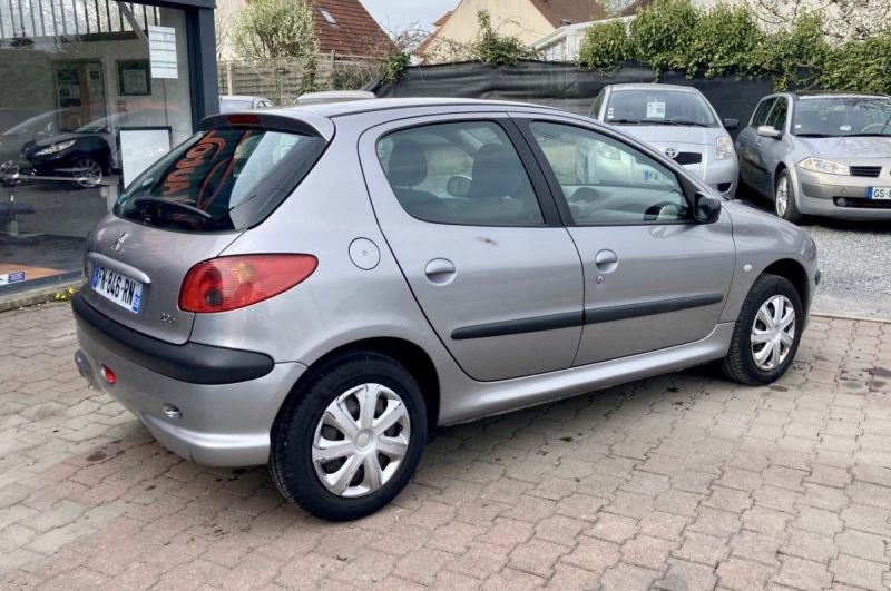 PEUGEOT 206 1.4L 16V i 88cv STYLE / Révisée&Garantie 
